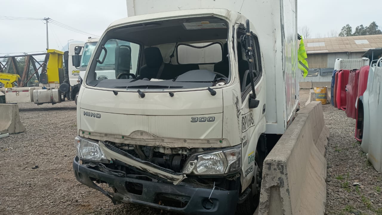  Hino CITY 515 2012    EN DESARME